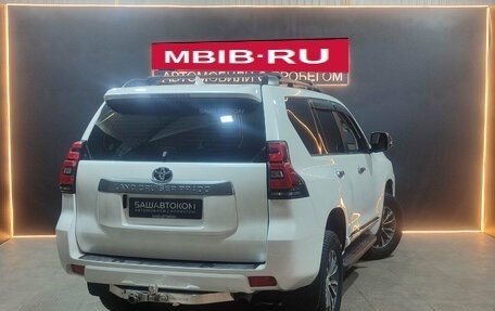 Toyota Land Cruiser Prado 150 рестайлинг 2, 2018 год, 3 950 000 рублей, 5 фотография