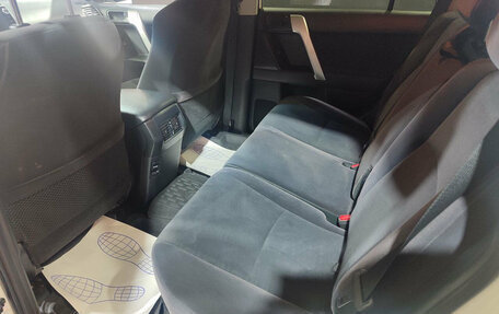 Toyota Land Cruiser Prado 150 рестайлинг 2, 2018 год, 3 950 000 рублей, 16 фотография