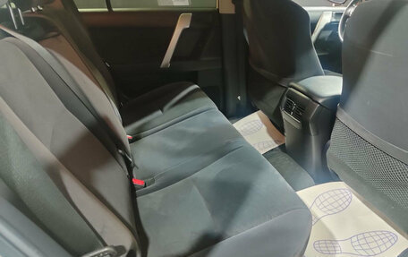 Toyota Land Cruiser Prado 150 рестайлинг 2, 2018 год, 3 950 000 рублей, 15 фотография