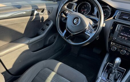 Volkswagen Jetta VI, 2018 год, 1 580 000 рублей, 7 фотография