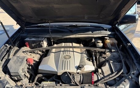 Cadillac SRX II рестайлинг, 2007 год, 750 000 рублей, 31 фотография