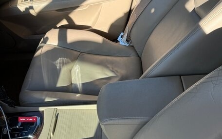 Cadillac SRX II рестайлинг, 2007 год, 750 000 рублей, 29 фотография