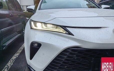 Toyota Venza, 2022 год, 5 000 100 рублей, 9 фотография