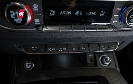 Audi Q5, 2025 год, 5 900 000 рублей, 24 фотография