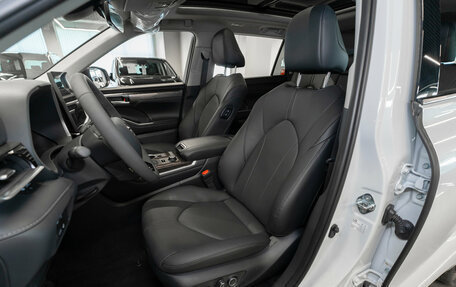 Toyota Highlander, 2026 год, 5 740 000 рублей, 9 фотография