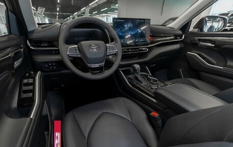 Toyota Highlander, 2026 год, 5 740 000 рублей, 7 фотография