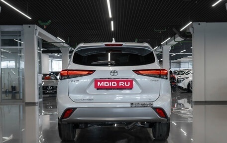 Toyota Highlander, 2026 год, 5 740 000 рублей, 6 фотография