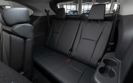 Toyota Highlander, 2026 год, 5 700 000 рублей, 17 фотография