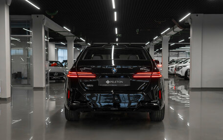 BMW 5 серия, 2025 год, 8 600 000 рублей, 6 фотография