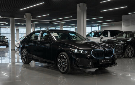 BMW 5 серия, 2025 год, 8 600 000 рублей, 2 фотография