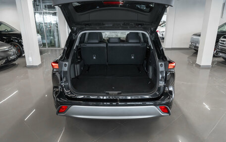 Toyota Highlander, 2026 год, 5 750 000 рублей, 28 фотография