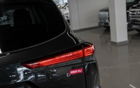 Toyota Highlander, 2026 год, 5 750 000 рублей, 32 фотография