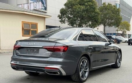 Audi A4, 2022 год, 2 442 000 рублей, 4 фотография