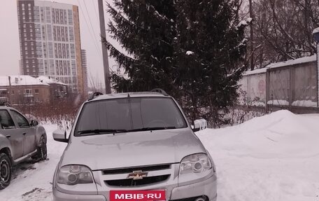 Chevrolet Niva I рестайлинг, 2012 год, 385 000 рублей, 1 фотография