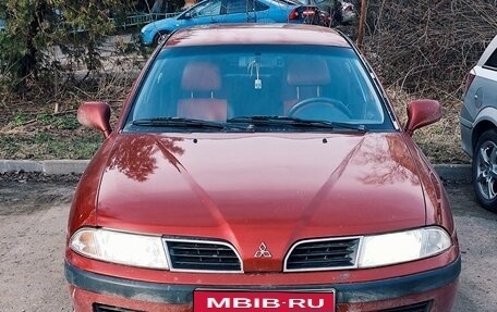Mitsubishi Carisma I, 2000 год, 200 000 рублей, 1 фотография