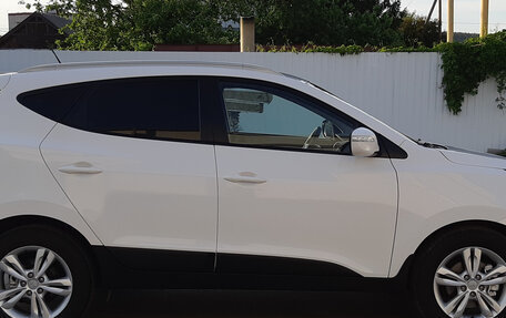 Hyundai ix35 I рестайлинг, 2013 год, 1 570 000 рублей, 4 фотография