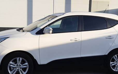 Hyundai ix35 I рестайлинг, 2013 год, 1 570 000 рублей, 2 фотография