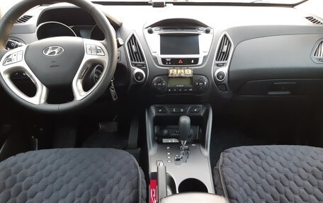 Hyundai ix35 I рестайлинг, 2013 год, 1 570 000 рублей, 10 фотография