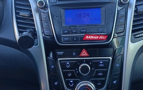 Hyundai i30 II рестайлинг, 2015 год, 1 150 000 рублей, 10 фотография