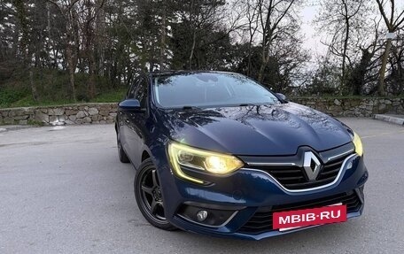 Renault Megane IV, 2018 год, 1 359 000 рублей, 8 фотография