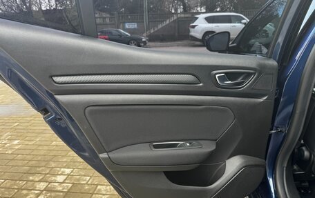 Renault Megane IV, 2018 год, 1 359 000 рублей, 22 фотография