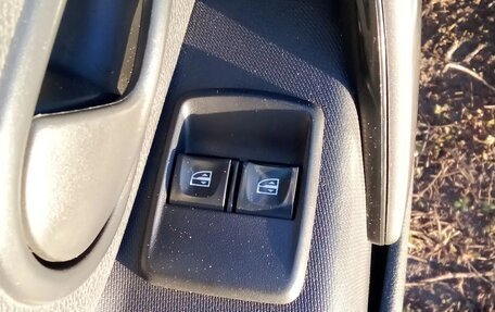 Renault Logan II, 2021 год, 970 000 рублей, 12 фотография