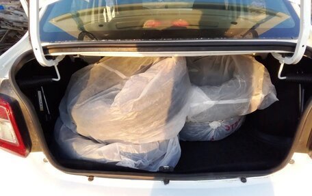 Renault Logan II, 2021 год, 970 000 рублей, 14 фотография