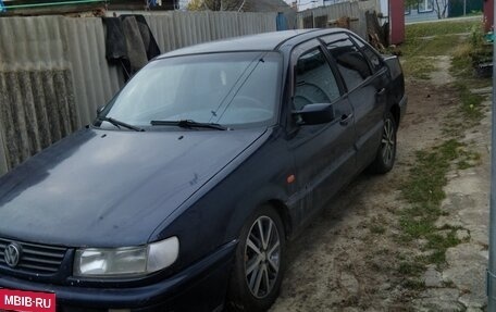 Volkswagen Passat B4, 1996 год, 140 000 рублей, 3 фотография