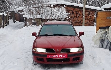 Mitsubishi Carisma I, 2000 год, 200 000 рублей, 2 фотография