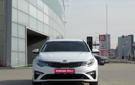 KIA Optima IV, 2019 год, 2 350 000 рублей, 2 фотография