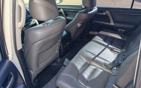 Toyota Land Cruiser 200, 2008 год, 2 943 000 рублей, 9 фотография