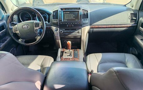 Toyota Land Cruiser 200, 2008 год, 2 943 000 рублей, 10 фотография