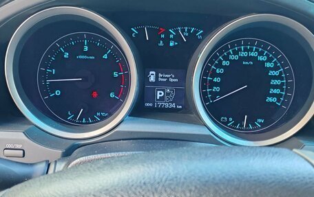 Toyota Land Cruiser 200, 2008 год, 2 943 000 рублей, 12 фотография