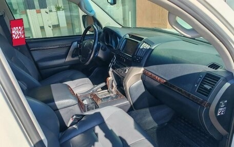 Toyota Land Cruiser 200, 2008 год, 2 943 000 рублей, 8 фотография