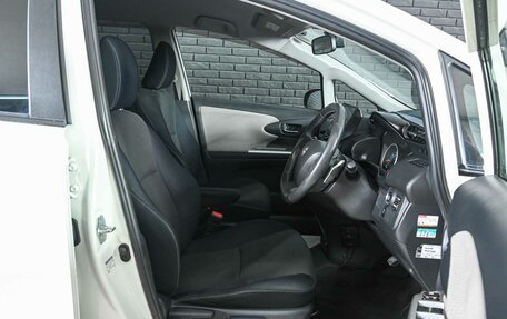 Toyota Wish II, 2010 год, 1 350 000 рублей, 10 фотография