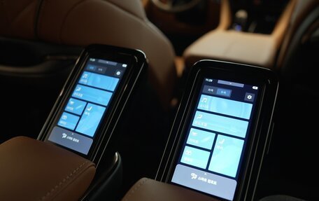 Toyota Alphard, 2025 год, 15 490 000 рублей, 17 фотография