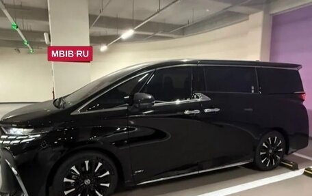 Toyota Alphard, 2025 год, 16 490 000 рублей, 2 фотография