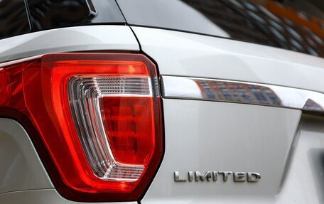 Ford Explorer VI, 2017 год, 2 380 000 рублей, 9 фотография