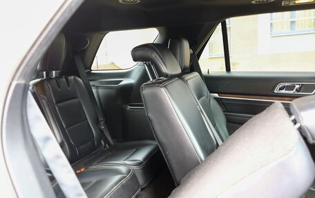 Ford Explorer VI, 2017 год, 2 380 000 рублей, 16 фотография