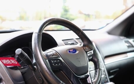 Ford Explorer VI, 2017 год, 2 380 000 рублей, 11 фотография