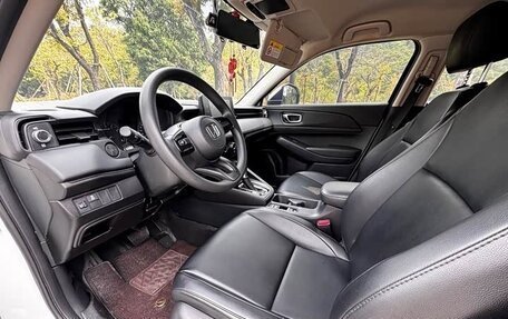 Honda Vezel, 2023 год, 1 700 000 рублей, 9 фотография