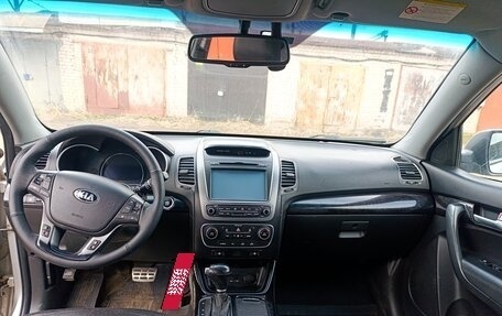 KIA Sorento II рестайлинг, 2012 год, 920 000 рублей, 3 фотография