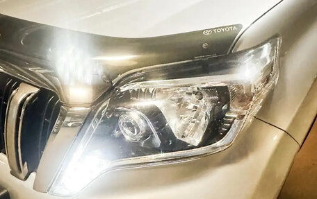Toyota Land Cruiser Prado 150 рестайлинг 2, 2016 год, 6 500 000 рублей, 7 фотография