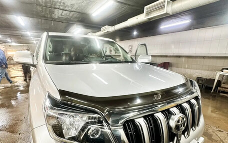 Toyota Land Cruiser Prado 150 рестайлинг 2, 2016 год, 6 500 000 рублей, 5 фотография