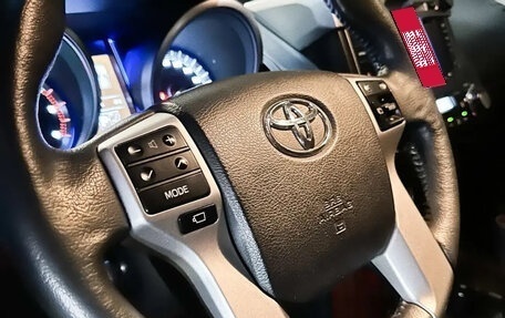 Toyota Land Cruiser Prado 150 рестайлинг 2, 2016 год, 6 500 000 рублей, 13 фотография