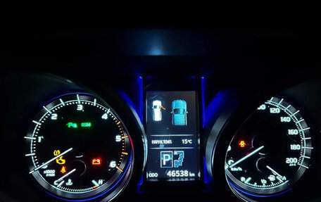 Toyota Land Cruiser Prado 150 рестайлинг 2, 2016 год, 6 500 000 рублей, 19 фотография