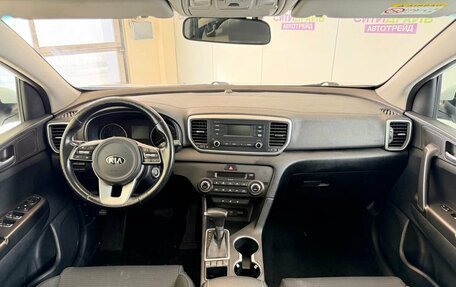 KIA Sportage IV рестайлинг, 2021 год, 1 740 000 рублей, 10 фотография