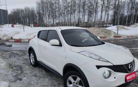 Nissan Juke II, 2014 год, 910 000 рублей, 10 фотография