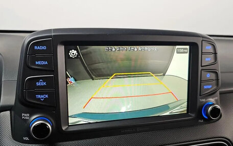 Hyundai Kona I, 2022 год, 1 881 000 рублей, 12 фотография