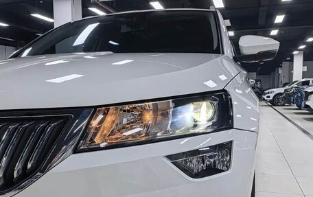 Skoda Karoq I, 2022 год, 2 210 000 рублей, 4 фотография